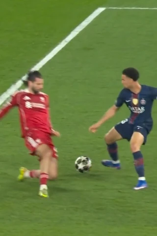 Warren Zaïre-Emery 😌